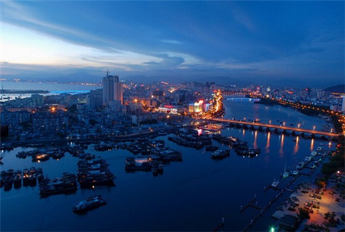 撒椒鱼酸菜鱼米饭