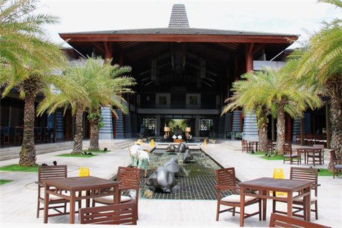 去物业上班做什么好（想去物业公司上班,需要哪些条件）