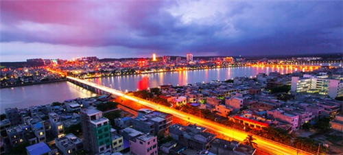 火锅店草原海报设计（火锅店海报手绘）