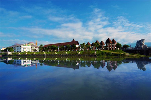 潮汕牛肉火锅店设计风格